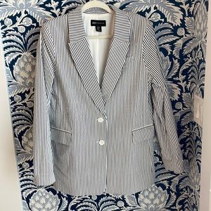 Jones New York Seersucker blazer.  XL.  Excellent condition